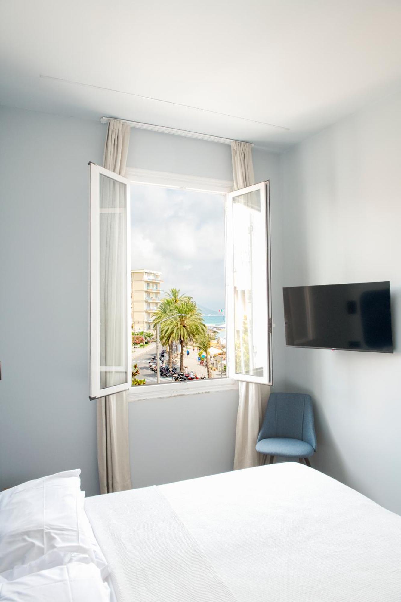 Albium Hotel Albenga Eksteriør billede