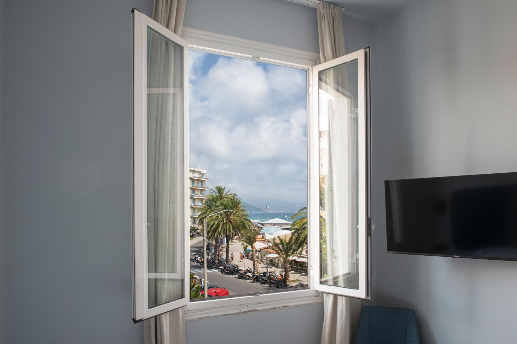 Albium Hotel Albenga Eksteriør billede