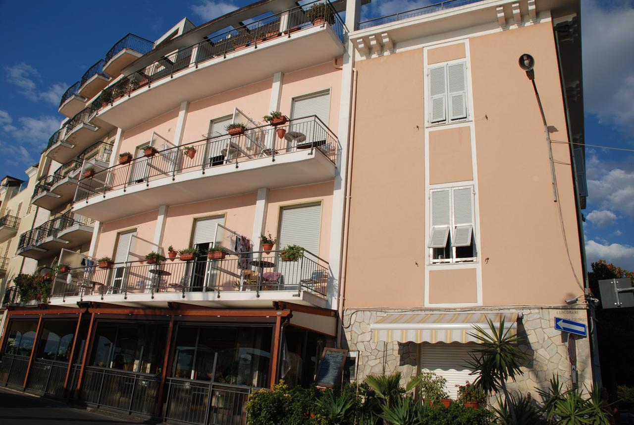 Albium Hotel Albenga Eksteriør billede